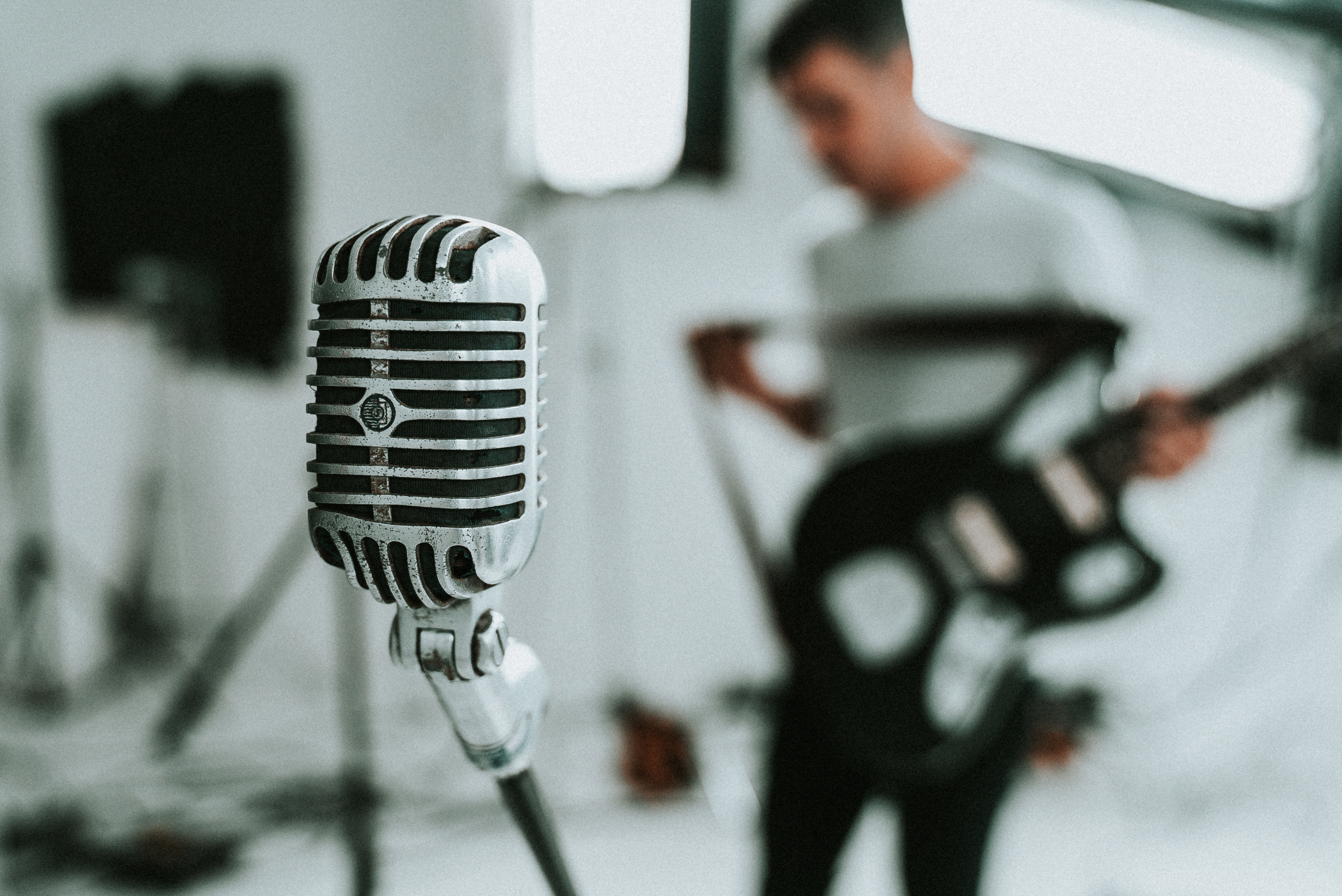 Grupo Musical: canto e instrumentos