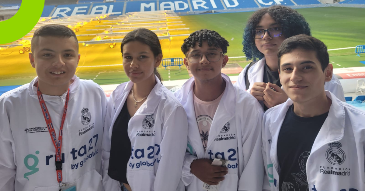 Fundación Real Madrid lleva a 5 menores a visitar el Santiago Bernabéu