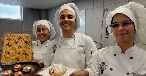 Preparando una Cena de Halloween de Miedo: Diversión en la Cocina